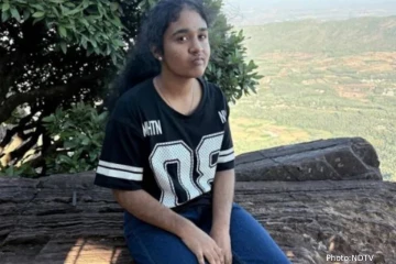 கர்நாடக மலைப்பகுதியில் 14 வயது கேரள சிறுமிக்கு நேர்ந்த சோகம்: சடலமாக மீட்கப்பட்ட உடல்