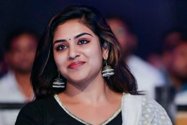 தனுஷ் மட்டும் போதும்...வேற எனக்கு எதுவும் தேவை இல்லை - பிரபல நடிகை ஓபன் டாக் | Indhuja Speaks About Acting With Dhanush