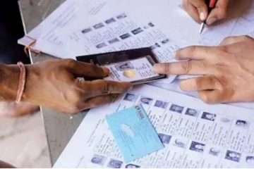 வாக்களிப்பதற்கு தகுதியான வயதை அடைந்தவுடன் அவர்களின் பெயர்களை வாக்காளர் பதிவேட்டில் சேர்க்க நடவடிக்கை