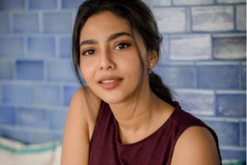 பிட்டான தோற்றத்தில் ஜகமே தந்திரம் கதாநாயகி! ரசிகர்களை ஆச்சர்ய படுத்திய போட்டோ