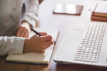 காலை எழுந்தவுடன் பணியில் இந்த விஷயங்களை அன்றாடம் கடைப்பிடிக்க மறக்காதீர்கள்!