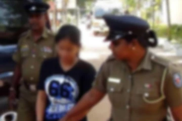 போலி நாணயத் தாள்களுடன் பெண் ஒருவர் கைது!