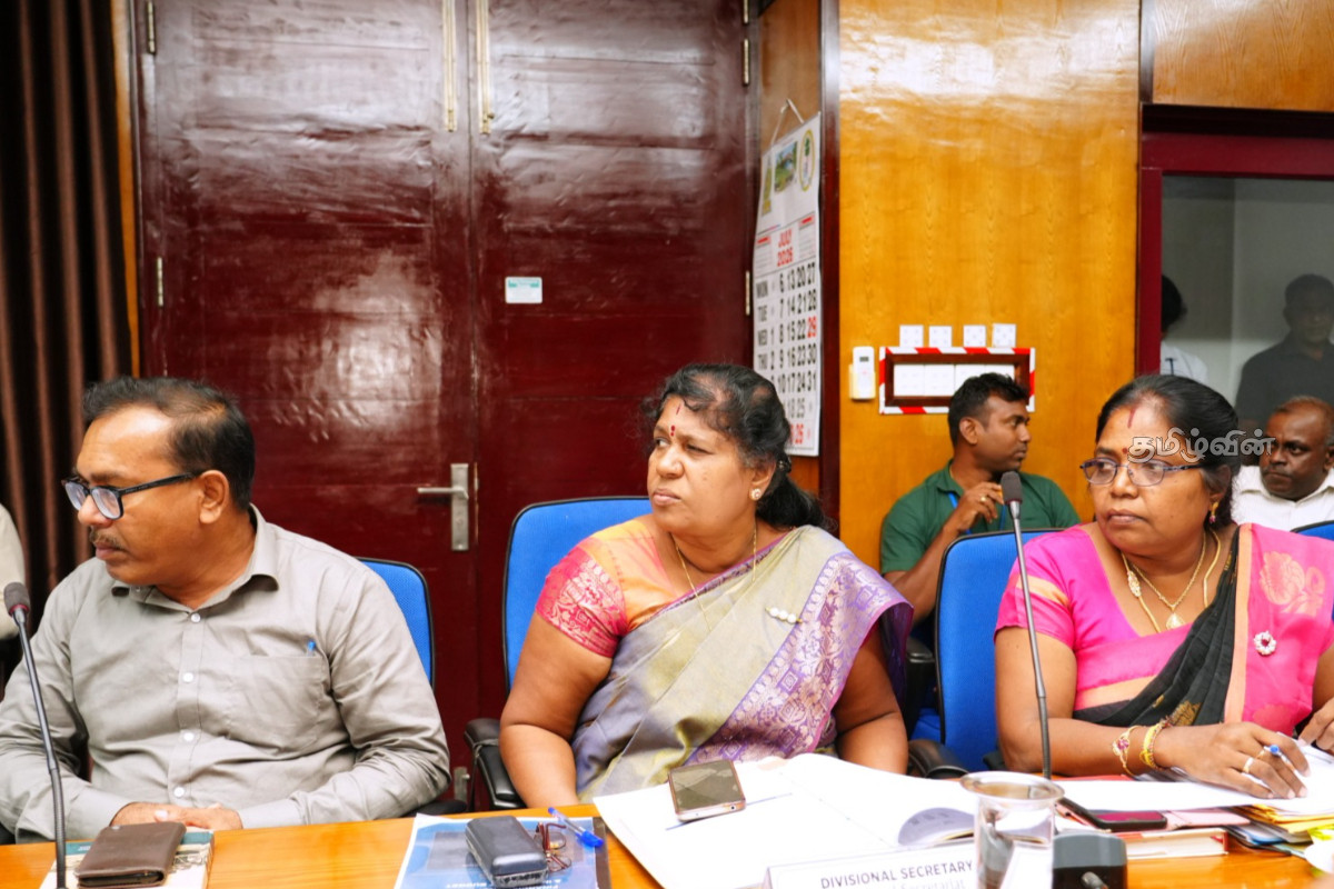 யாழில் முதலீடுகளை இரட்டிப்பாக்க திட்டம் - அதிகாரிகளுக்கு விடுக்கப்பட்டுள்ள விசேட அறிவுறுத்தல் | Plan To Double Investments In Jaffna