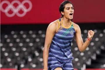 டோக்கியோ ஒலிம்பிக்: பி.வி.சிந்து அசத்தல் வெற்றி! அரையிறுதிக்கு தகுதி