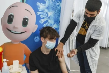 சுவிட்சர்லாந்தில் பூஸ்டர் தடுப்பூசிக்கு அங்கீகாரம்! முதலில் யாருக்கு கிடைக்கும்?