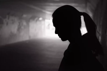 திருமணமாகி 7 மாதம்.. ஆணாக மாறிய கர்ப்பிணி பெண், தோழியுடன் ஓட்டம் - தவிக்கும் கணவன்!