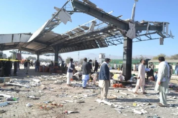 பாகிஸ்தானில் தற்கொலை குண்டுத் தாக்குதலில் 26 பேர் பலி