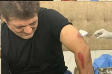 எல்லாம் ஒரு வகையான பப்ளிசிட்டி தான..அஜித்தை கலாய்த்து எடுக்கும் நெட்டிசன்கள்