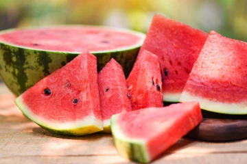 கர்ப்பிணி பெண்களுக்கு தண்ணீர் பழம் சிறந்ததா? பலரும் அறியாத உண்மை