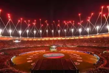 ஐ.பி.எல். தொடக்க விழாவில் பங்கேற்கும் தென்னிந்திய பிரபல நடிகை.. வெளியான புதிய தகவல்