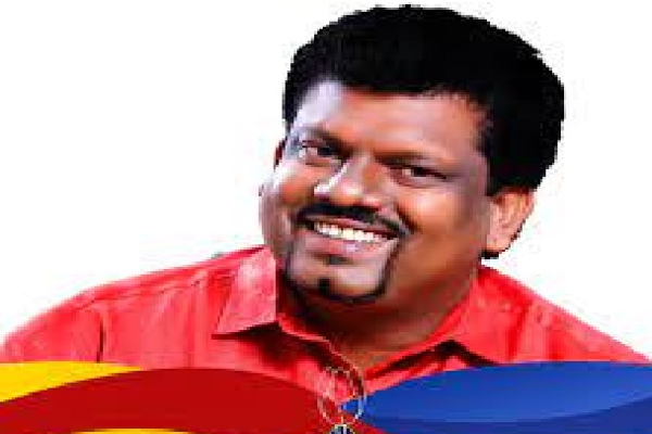 ஜே.வி.பியின் வங்கிக் கணக்கில் இருக்கும் பெருந்தொகை நிதி:தகவல் வெளியிட்டுள்ள ஆளும் கட்சியின் உறுப்பினர் | Large Sums Of Money In Jvp Bank Accounts