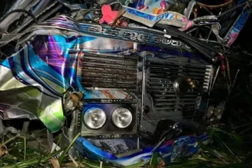 சிவனொளிபாதமலையில் இடம்பெற்ற கோர விபத்து! இருவர் பலி:பலர் படுகாயம்(Photos)