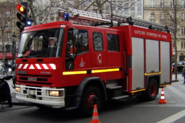 பரிஸ் உணவகம் ஒன்றில் தீ விபத்து