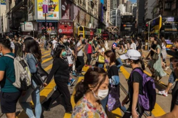 கொரோனா தடுப்பூசி போட்டு கொண்டால் இதெல்லாம் பரிசா? எந்த நாட்டில் தெரியுமா?