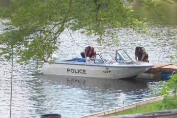 கனடாவில் இடம்பெற்ற படகு விபத்தில் 3 பேர் பலி