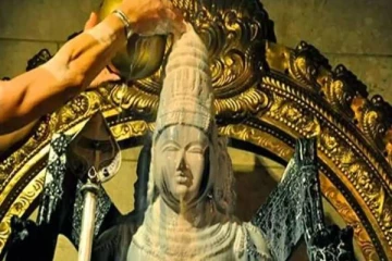 இந்த கோவிலில் பால் அபிஷேகம் செய்தால் குழந்தை கிடைக்குமா? ஆன்மீக தகவல்