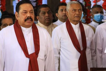 தம்பி மகிந்த விமர்சிக்கப்படுவதை தாங்கிக்கொள்ள முடியவில்லை! கடும் வேதனையில் மூத்த சகோதரர்