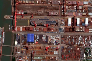 தயார் நிலையில் உலகின் அதிநவீன சீனப் போர் கப்பல்: வெளியான புதிய செயற்கைக்கோள் புகைப்படங்கள்!