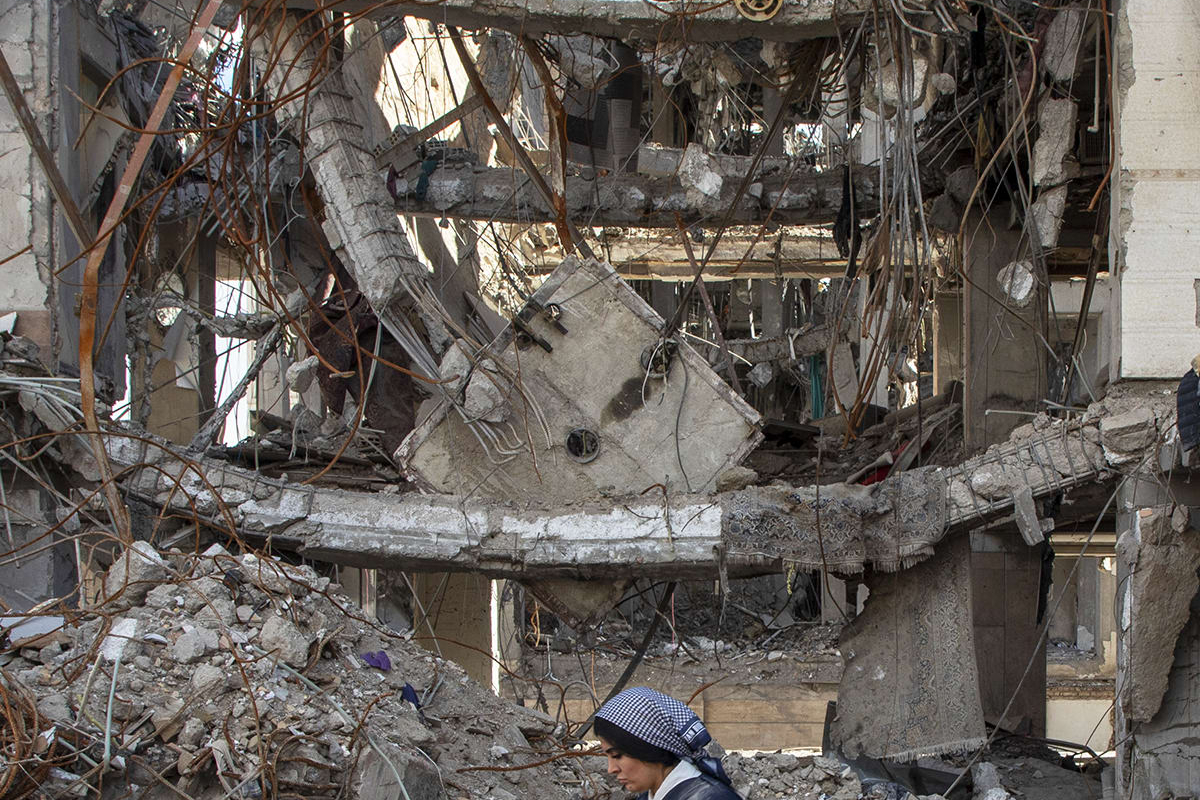 இலங்கையின் எரிபொருள்களின் சந்தையின் எதிர்கால மாற்றம்! | Fuel Prices To Change Weekly From May