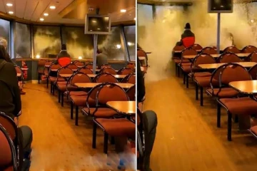 சொகுசு படகை உடைத்து ஆக்ரோஷமாக தாக்கிய பேரலை! உயிரைக் காப்பாற்ற ஓடிய பயணிகள்