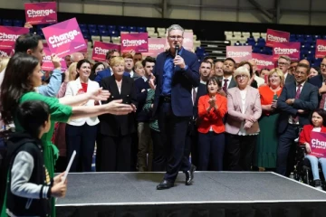 பிரித்தானிய பிரதமரின் சம்பளம் எவ்வளவு?