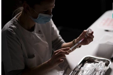 நோய் எதிர்ப்பு குறைந்தோருக்கு மூன்றாவது தடுப்பூசி பரிந்துரை!