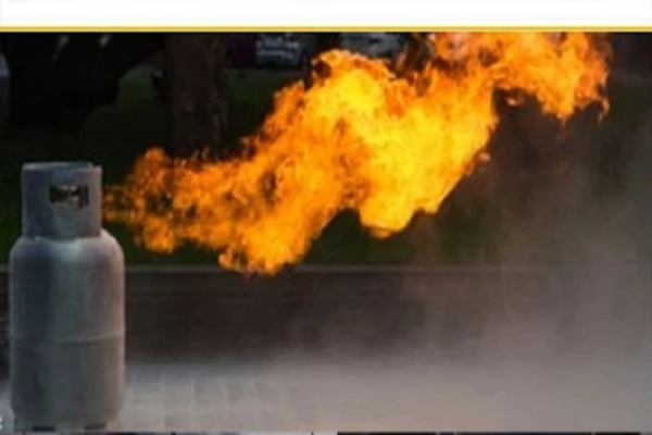 ஒரு மாதத்திற்குள் இடம்பெற்ற தொடர் வெடிப்புச் சம்பவங்கள்- தொடரும் மர்மம்! - ஐபிசி தமிழ்