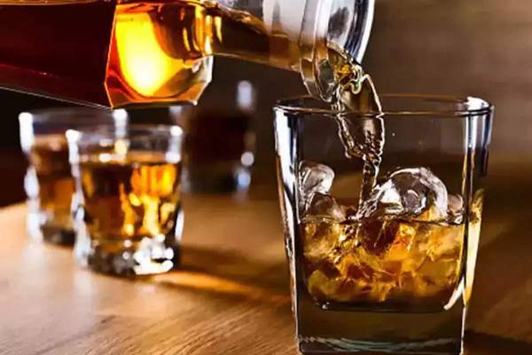 மதுபானசாலைகள் திறந்திருக்கும் நேரங்கள் தொடர்பில் வெளியான தகவல் | Liquor Shop Open Times Change From Tomorrow