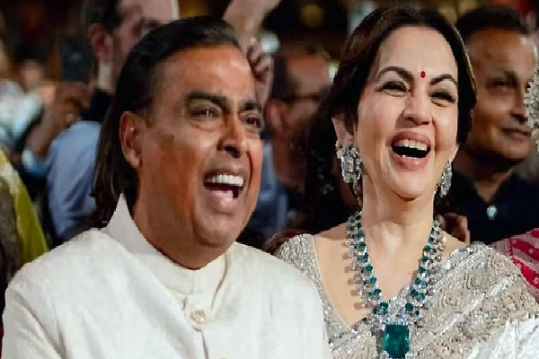 உலகின் 10 பணக்கார குடும்பங்கள் - முகேஷ் அம்பானியின் இடம் என்ன? | Worlds 10 Richest Families Of 2025 Ambani