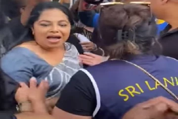 கோட்டாபயவுக்கு ஆதரவளித்த பாடகிக்கு கடும் எதிர்ப்பு