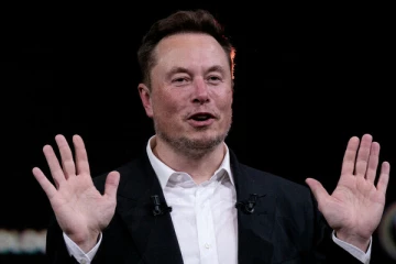 அமெரிக்கா விரைவில் திவாலாகும் - பகீர் கிளப்பும் எலான் மஸ்க்