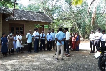 குப்பைமேடு தீக்கிரையாகி புகை வெளியேறுவதால் சிரமத்தில் மக்கள்! சீர்செய்து தருமாறு கோரிக்கை (VIDEO)