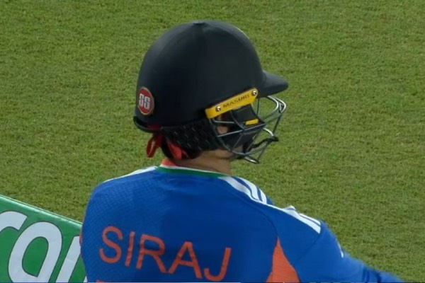 முகமது சிராஜ் ஜெர்சி அணிந்து களமிறங்கிய அபிஷேக் சர்மா: ஐசிசி விதிகள் மீறப்பட்டுள்ளதா? | Why Abhishek Sharma Swap Siraj Jersey Explained