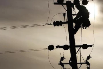 இலங்கையின் பல பகுதிகளில் திடீரென மின் தடை