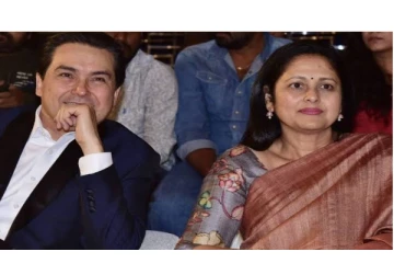 64 வயதில் ரகசியமா 3-வது திருமணம் செய்த பிரபல நடிகை? - வெளியான தகவல்