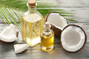 இலங்கையில் கட்டுப்பாடின்றி அதிகரிக்கும் தேங்காய் எண்ணெய் விலை