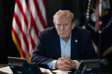 තෙල් මිල ඉහළ යාම සම්බන්ධයෙන් ට්‍රම්ප්ගෙන් විශේෂ ප්‍රකාශයක් - ඉදිරියට තෙල් මිලට වෙන දේත් කියයි