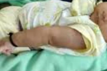 මිතුරිය රවටා දින 5ක් වයසැති බිලිඳිය අතහැර ගිය අමානුෂික මව..