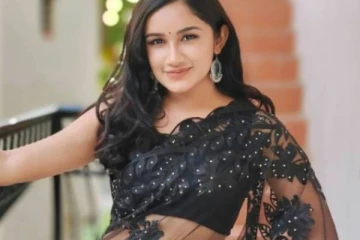 17 வயதில் இப்படியொரு ரொமான்ஸ்! சீரியல் நடிகை ரவீனா வெளியிட்ட வீடியோ..