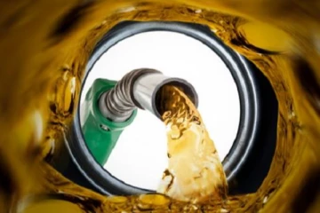 டீசல் மற்றும் பெற்றோல் விலை குறித்து வெளியான அதிர்ச்சி தகவல்