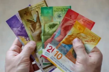 வெளிநாட்டவர்களுக்கு குறைவான ஊதியம் வழங்கும் சுவிட்சர்லாந்து?