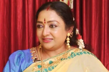 வாய்ப்புக்காக 14 வயதிலேயே ஊசி போட்டுக்கிட்டேன் - பிரபல நடிகை ஷாக் தகவல்