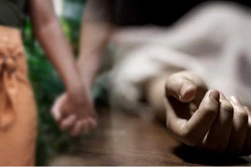 අක්මීමන භීතියට පත් කළ මරාගෙන මැරීමේ පුවත..