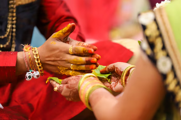 திருமணத்திற்கு ஒரு மணி நேரம் முன் நிகழ்ந்த கொடூரம்; மணமகளை அடித்தே கொன்ற மணமகன்; உறவினர்கள் அதிர்ச்சி | Groom Beats Bride To Death An Hour Before Wedding திருமணத்திற்கு ஒரு மணி நேரம் முன் நிகழ்ந்த கொடூரம்; மணமகளை அடித்தே கொன்ற மணமகன்; உறவினர்கள் அதிர்ச்சி | Groom Beats Bride To Death An Hour Before Wedding