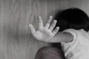 15 வயது பாடசாலை சிறுமி துஷ்பிரயோகம்..! தந்தை கைது