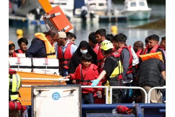 புலம்பெயர்ந்தோரின் வங்கிக்கணக்குகளுக்கு ஆபத்து? பிரித்தானியாவின் அடுத்தகட்ட நடவடிக்கை