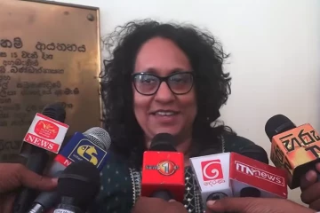 වාමාංශික දේශපාලනයේ වාසුදේවගේ භූමිකාව ගැන පොත එළිදැක්වීමේදී හරිනි කතා කරයි