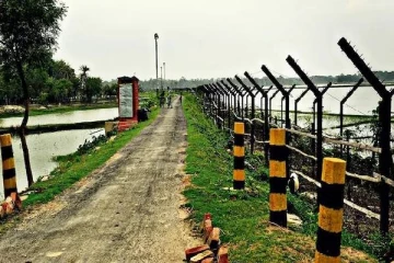 இந்தியா எந்த நாட்டுடன் மிகப்பெரிய எல்லையைப் பகிர்ந்துள்ளது?