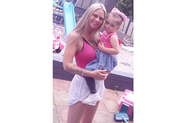 3 ஆண்டுகளாக ஆவியால் நரக வேதனையை அனுபவித்த பெண்... குழந்தையால் ஒரே நொடியில் ஆச்சரிய பட வைத்த சம்பவம்! | Mother Six Claims Haunted Deviant Ghost