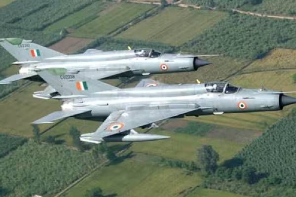 MiG-21 போர் விமானங்களை மொத்தமாக கைவிடும் இந்திய விமானப்படை | Iaf To Retire Mig 21 Fighter Jet